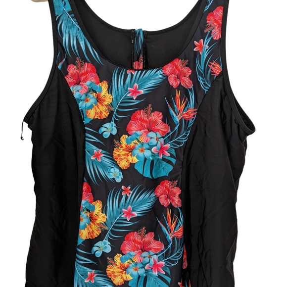 Women's Two Piece Bathing Suit Size 22 - Picture 3 of 9